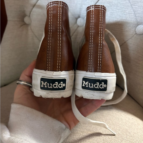 MUDD Brown High-Top Sneakers with White Laces - Picture 8 of 12